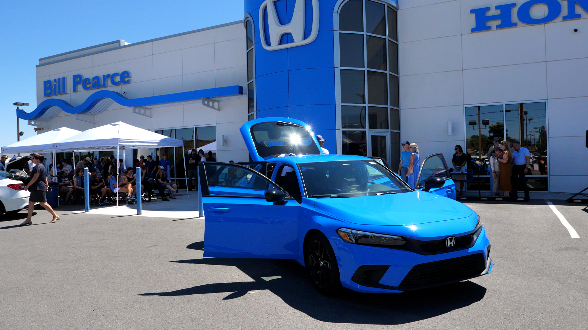  Honda car dealership